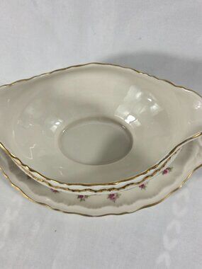 Haviland Wilton Gravy Boat & Attached Underplate Pink Roses Scalloped Gold Trim